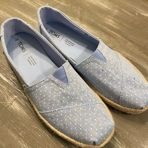 New without tags Toms